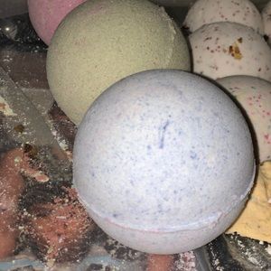 Bath bombs